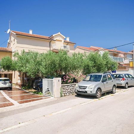 Apartment And Rooms Mrkovic Vodice Eksteriør billede