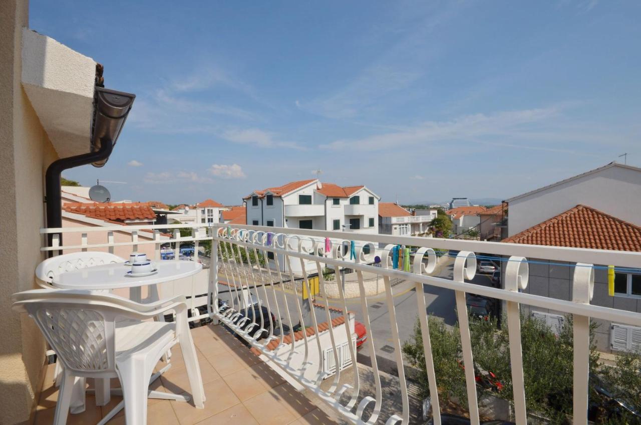 Apartment And Rooms Mrkovic Vodice Eksteriør billede
